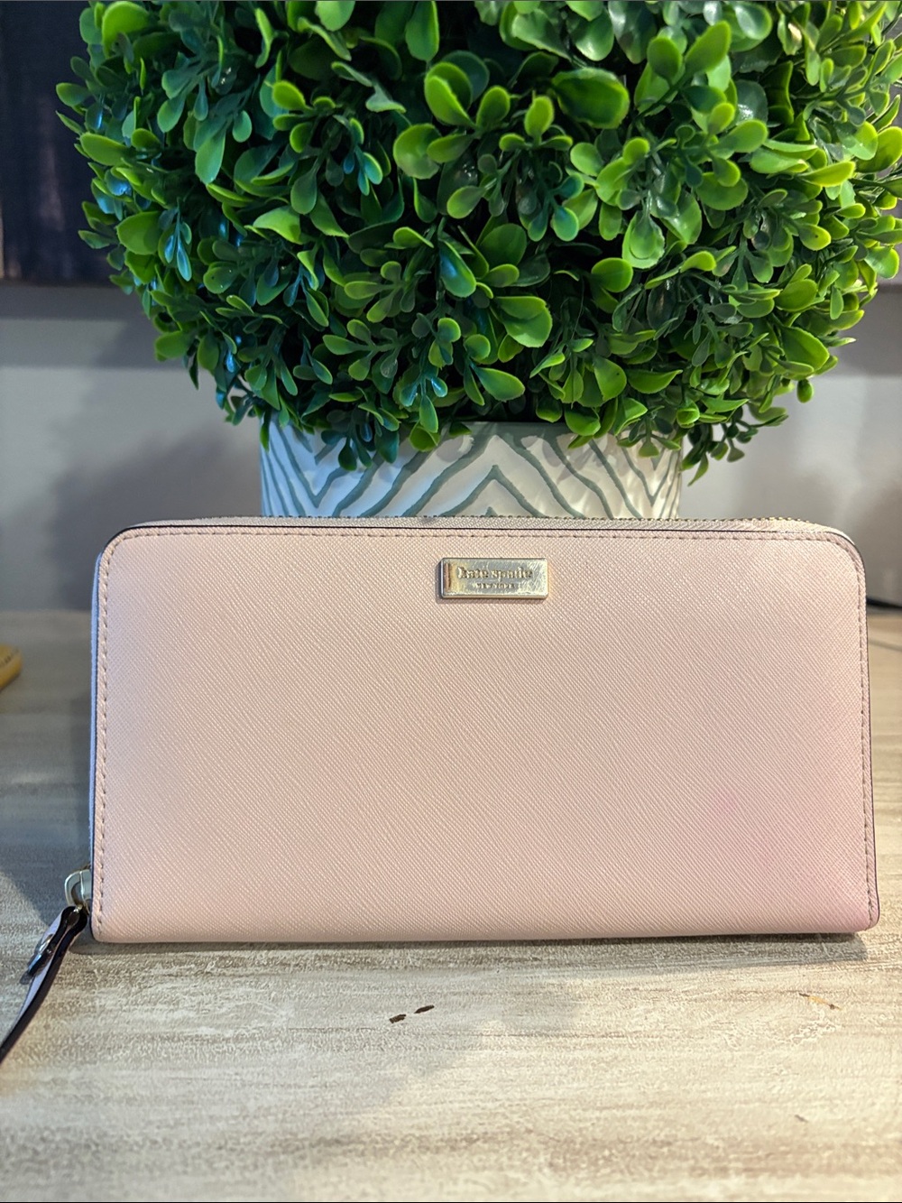 kate spade pale pink zip-around continental wallet